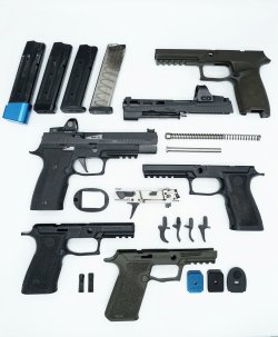 Beide Waffen im Vergleich