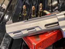 A classic in sporty outfit: Smith & Wesson 629 Competitor in .44 Magnum The barrel of the Smith & Wesson 629 Competitor in .44 Magnum