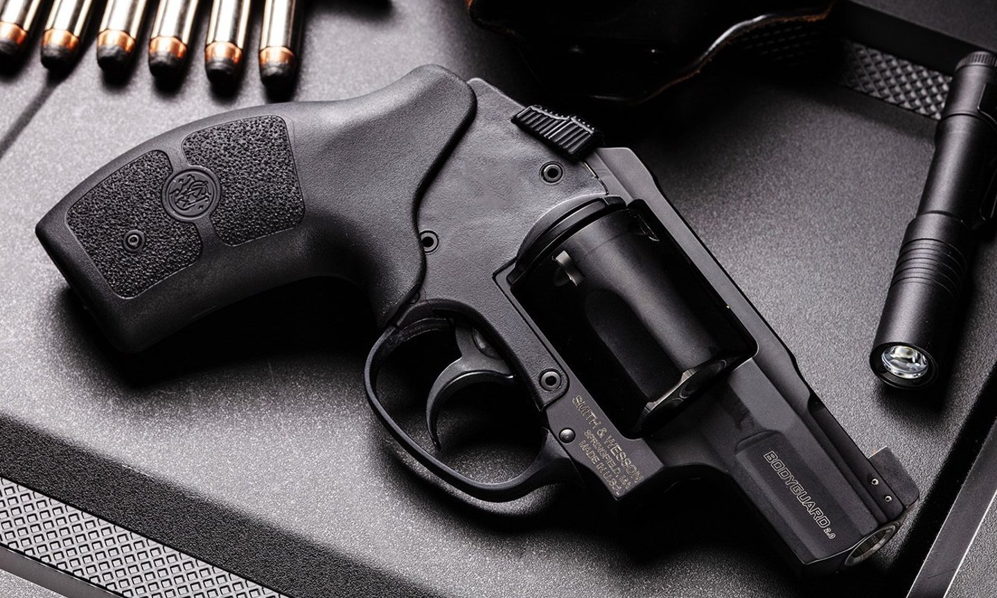  Smith & Wesson Bodyguard 38 2.0 carry revolver