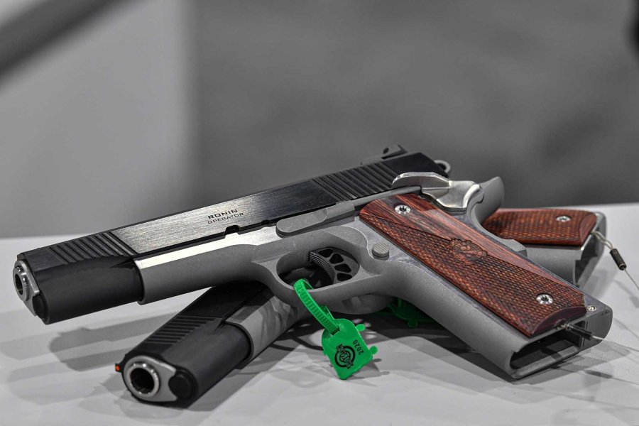 Springfield Armory Ronin Operator pistol – Classic 1911 style, modern features Springfield Armory Ronin Operator in 9mm and .45 ACP calibers