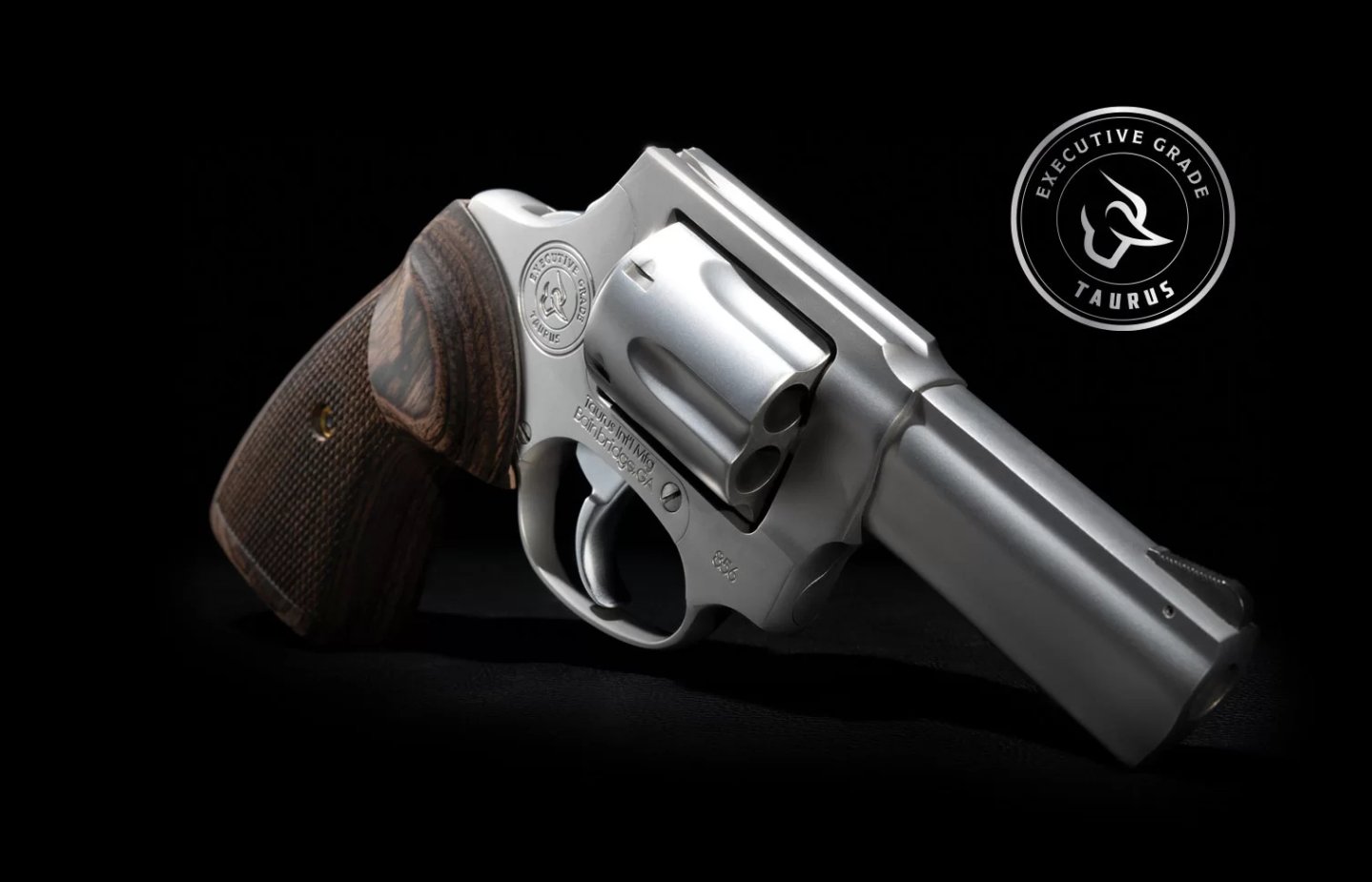 Taurus 856 Executive Grade, the first revolver of the new Executive Grade line Taurus 856 Executive Grade