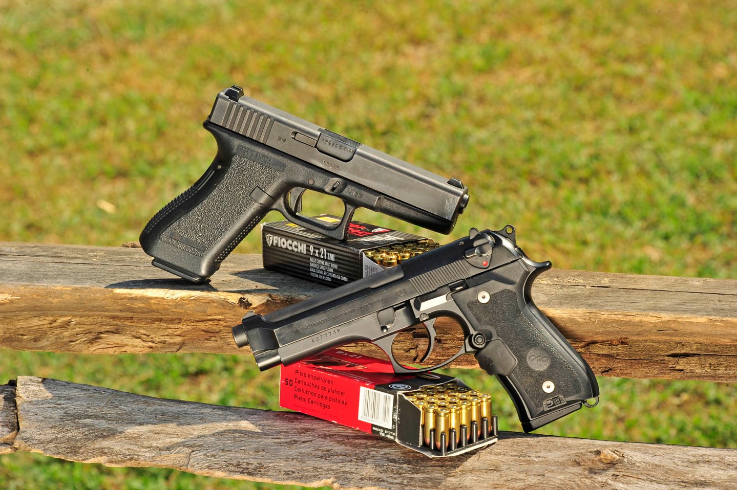 Semiautomatic pistol... Plastic or metal? Semiautomatic pistol... Plastic or metal?