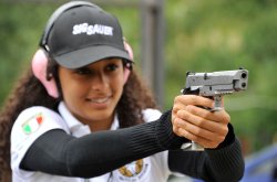 Semiautomatic pistol... Plastic or metal? Semiautomatic pistol... Plastic or metal?