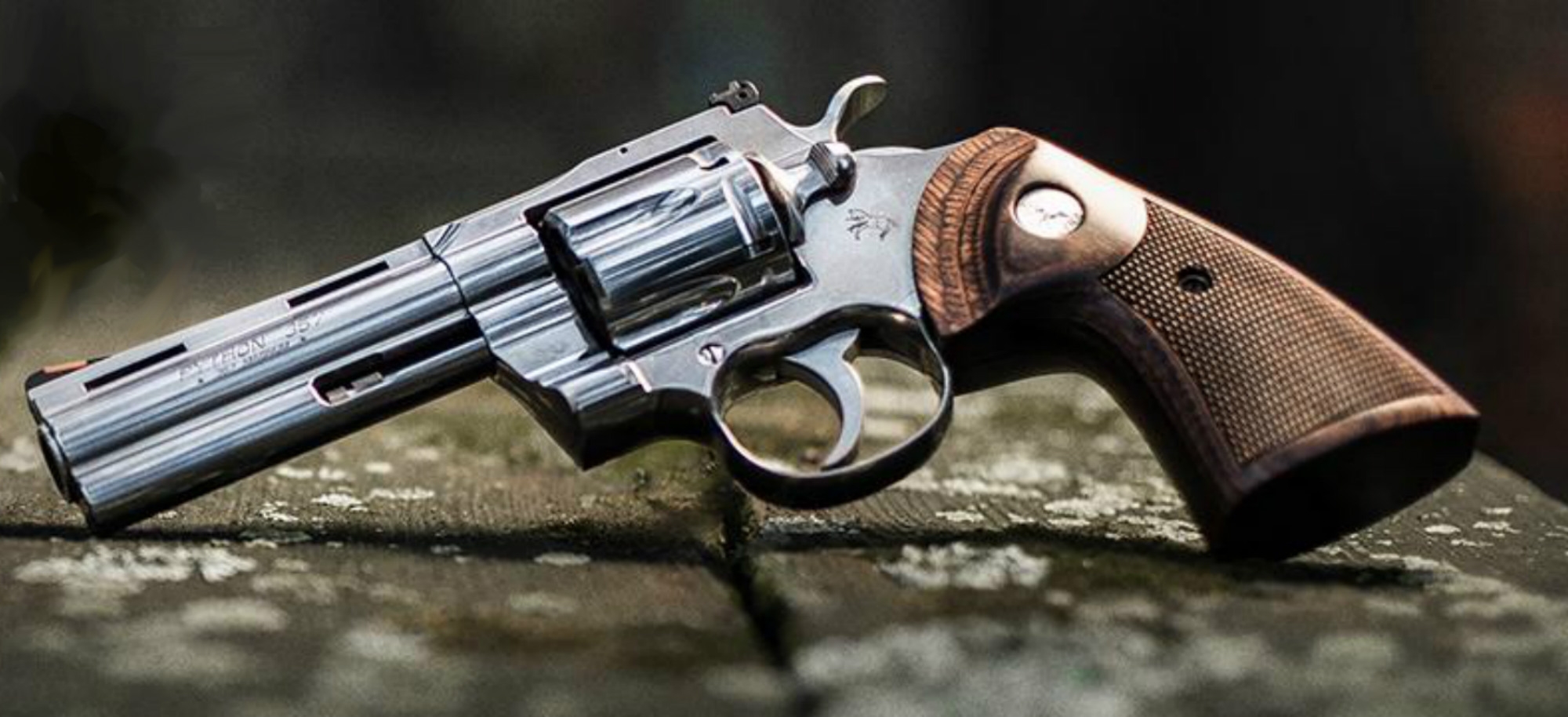 pistols: The big snake is back: here is the “new” Colt Python!