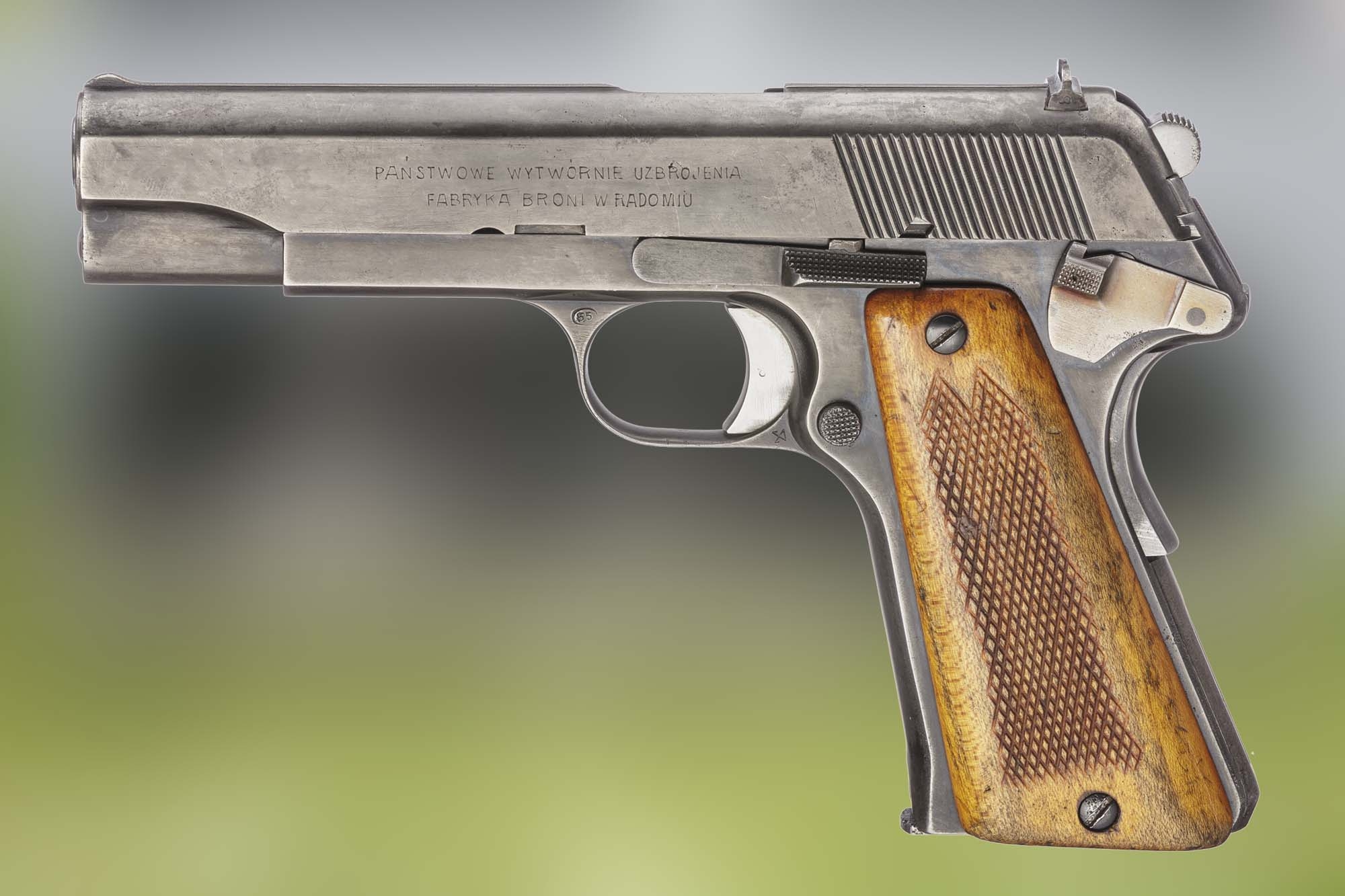 POLISH,RADOM WWII pistols Post War grips  Grips Fit 9MM VIS 