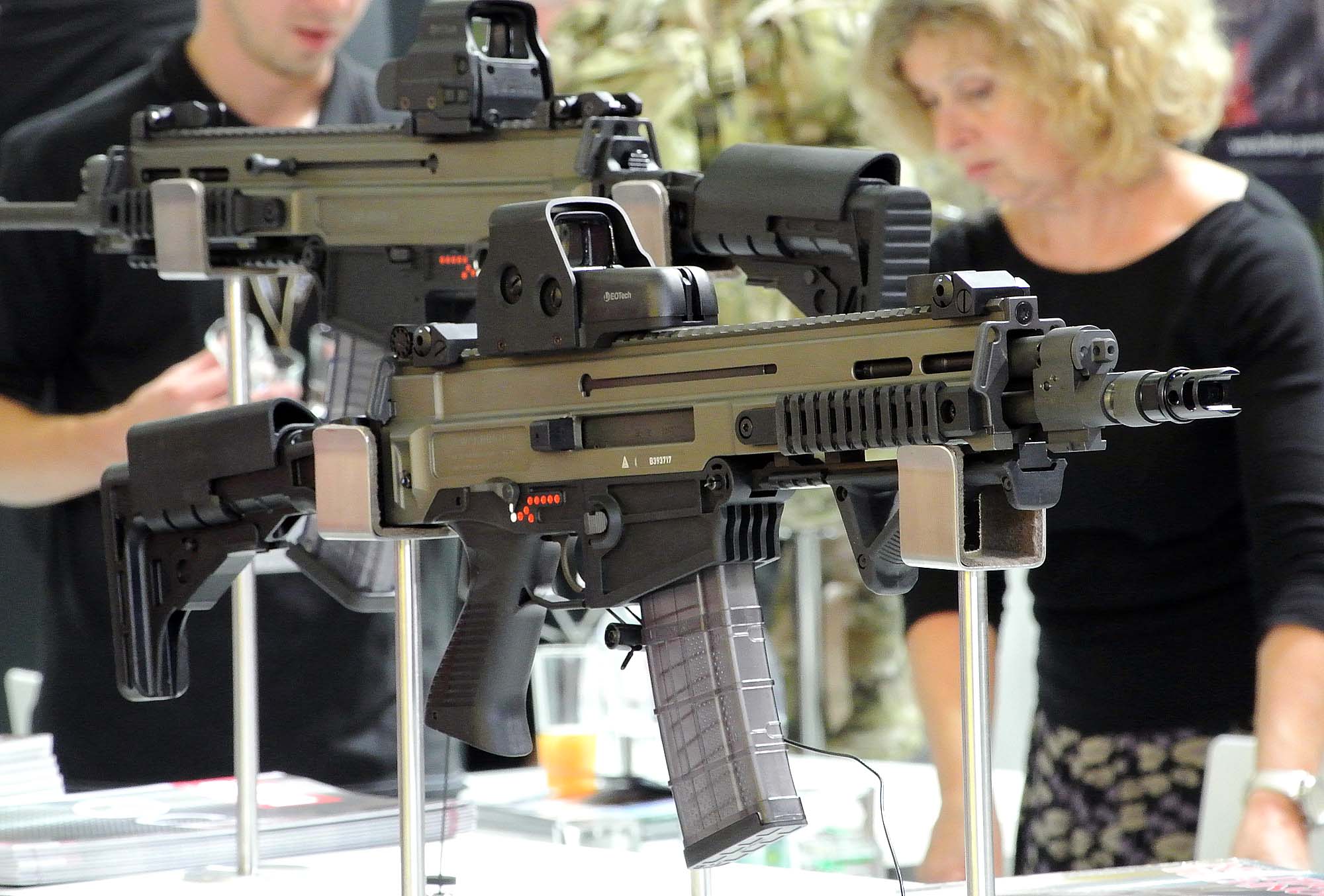 Автомат изготовления. Автомат cz 805 Bren Чехия. Cz 805 Bren a 2 Assault Rifle. Штурмовая винтовка Bren. Винтовка cz Bren 2 PPS.