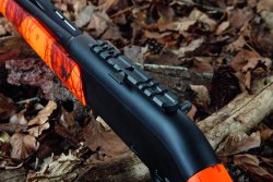 Test: Winchester SXR Vulcan Camo Blaze Fluted – An affordable semi-automatic rifle for driven hunting Four tapped holes in the receiver of the Winchester SXR Vulcan