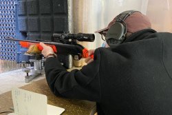 Test: Winchester SXR Vulcan Camo Blaze Fluted – An affordable semi-automatic rifle for driven hunting SXR Vulcan Camo Blaze Fluted in .30-06 caliber test shooting on the 100m line.