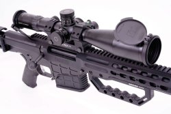 Test: Barrett MRAD in .338 LM & .300 WinMag in a long-range test at up to 500 meters The top-notch Schmidt & Bender PM II scopes