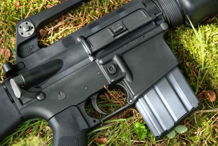 Brownells Retro Rifles, travelling back in time Magazine of the BRN-16A1 Rifle