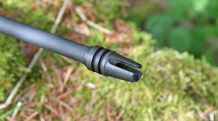 The 3 prong flash hider of XBRN16E1 Rifle 