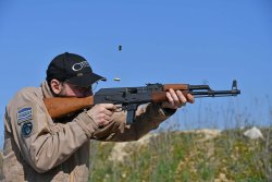 Chiappa Firearms RAK-9, semi-auto carbine in 9mm Shooting witht the semi-auto carbine Chiappa RAK-9