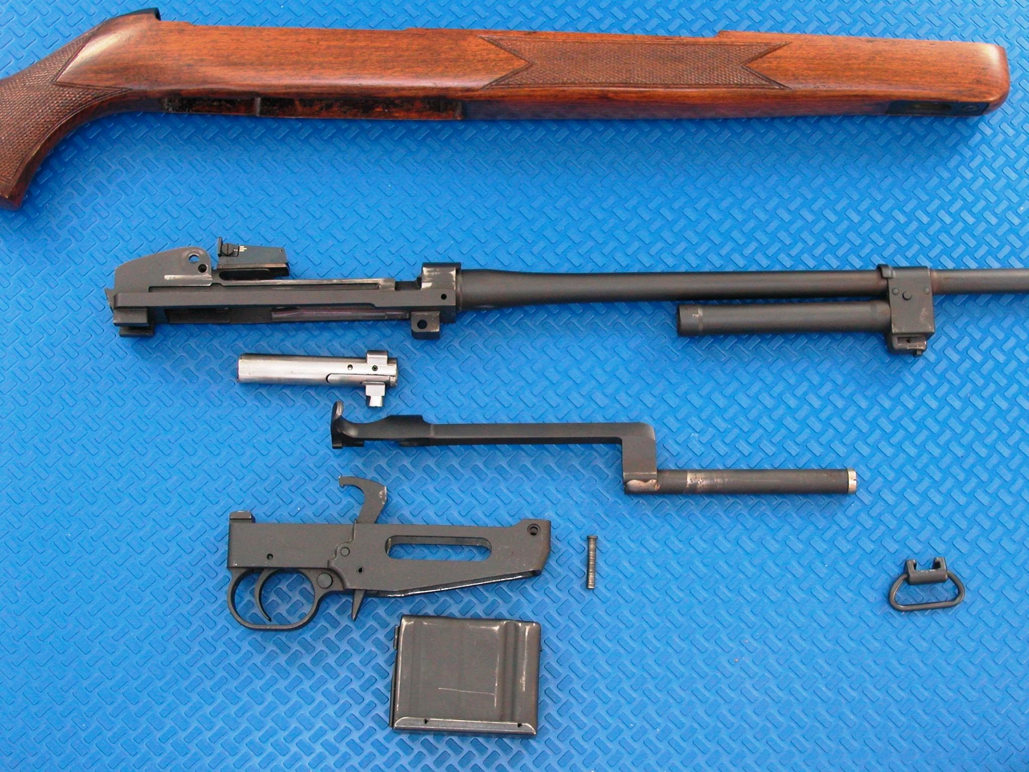 rifles: A weird "international" hybrid rifle