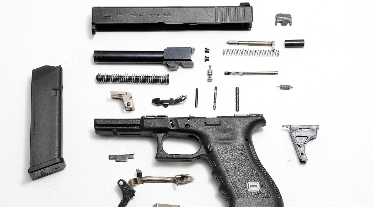 Glock 17 disassembly