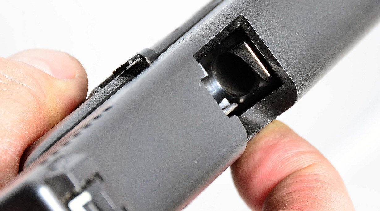 Glock 17 disassembly