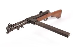 "Feeding the beast": high-capacity magazines for automatic weapons A technical overview on the history and type of high-capacity magazine feeding systems for select-fire and full-automatic firearms