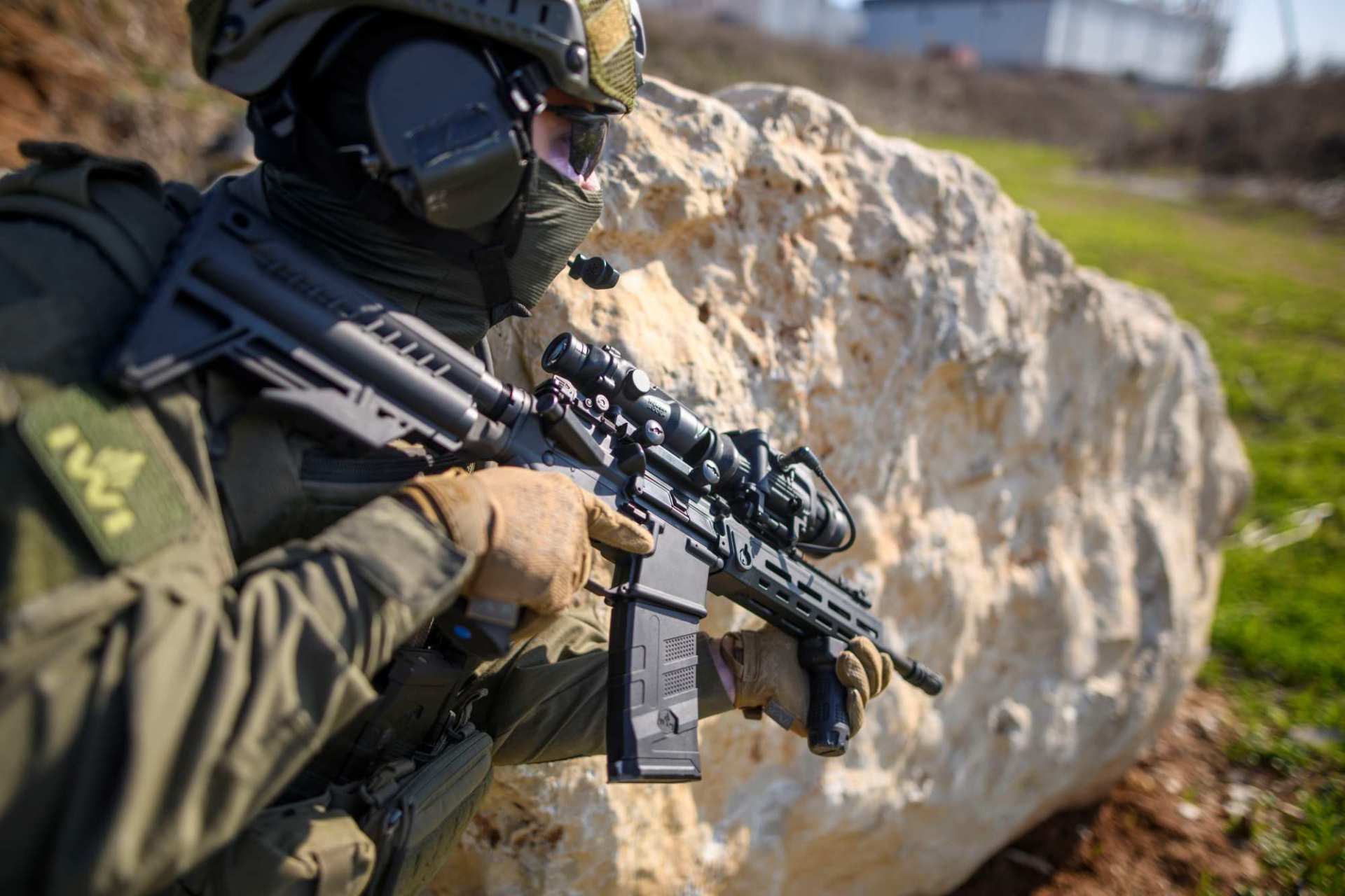 rifles: IWI introduces the BOOST system, a new weapon-embedded power solution for AR-15/M4 rifles rifles: IWI introduces the BOOST system, a new weapon-embedded power solution for AR-15/M4 rifles