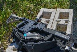 Kriss Vector CRB Gen.II, semi-auto version Kriss-Vector-CRB-Gen-II-vista-intera.jpg