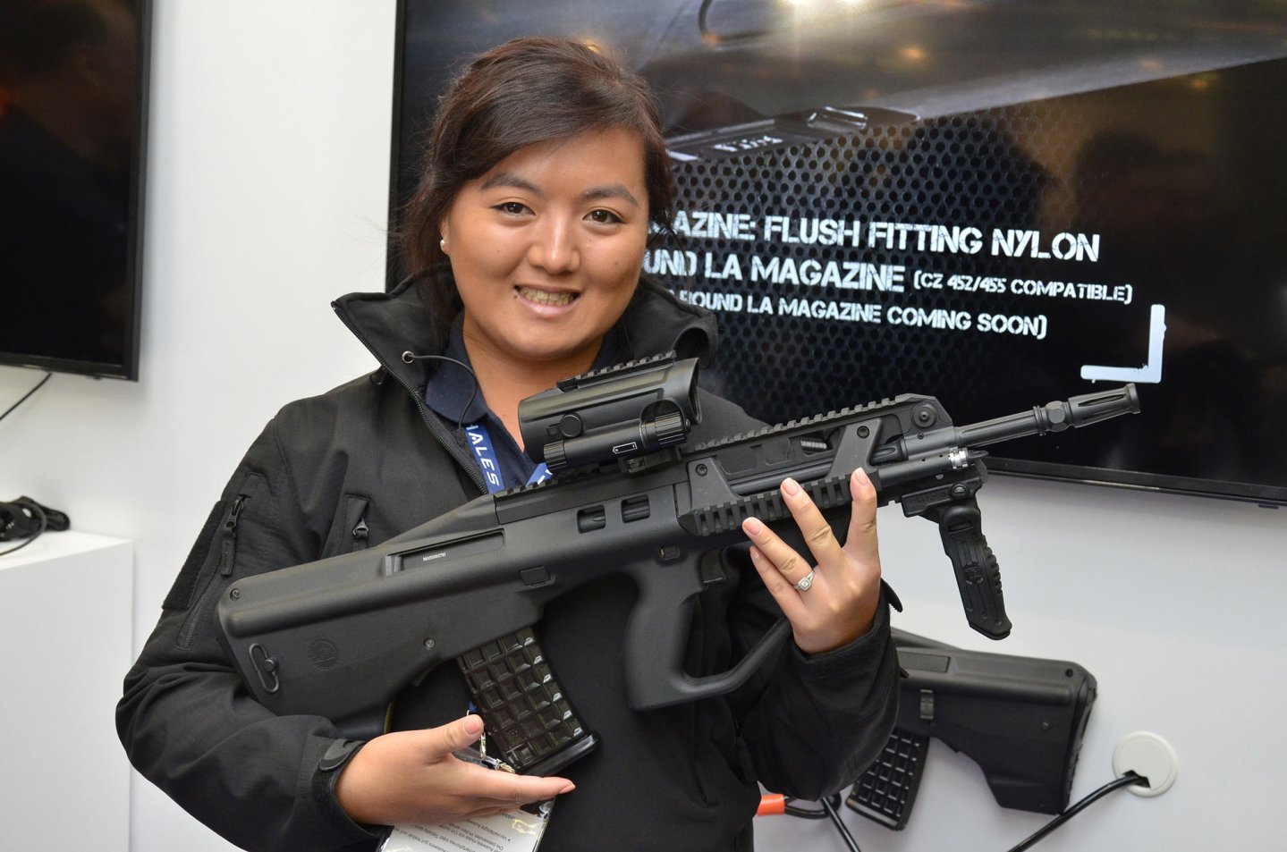 Lithgow Arms F90-LE bull-pup rifle Lithgow Arms introduced the F90-LE bull-pup semiautomatic rifle at the 2016 IWA OutdoorClassics