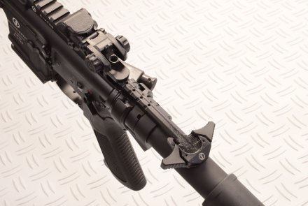 AR-15s from Schmeisser T-shaped charging lever 