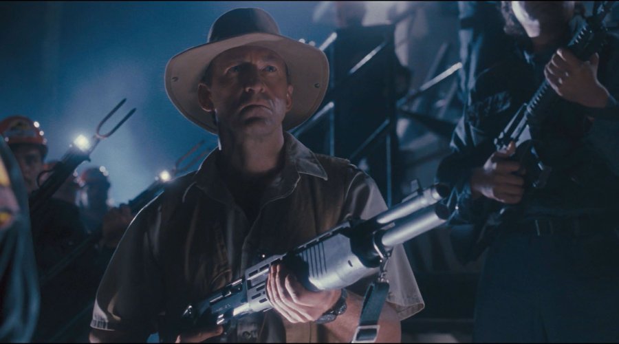 Bob Peck with the Franchi SPAS 12 in Jurassic Park