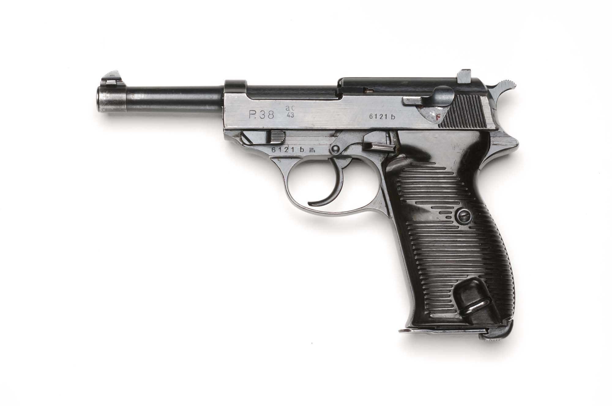 Foto: P38 e 1911 - Walther - all4shooters.com
