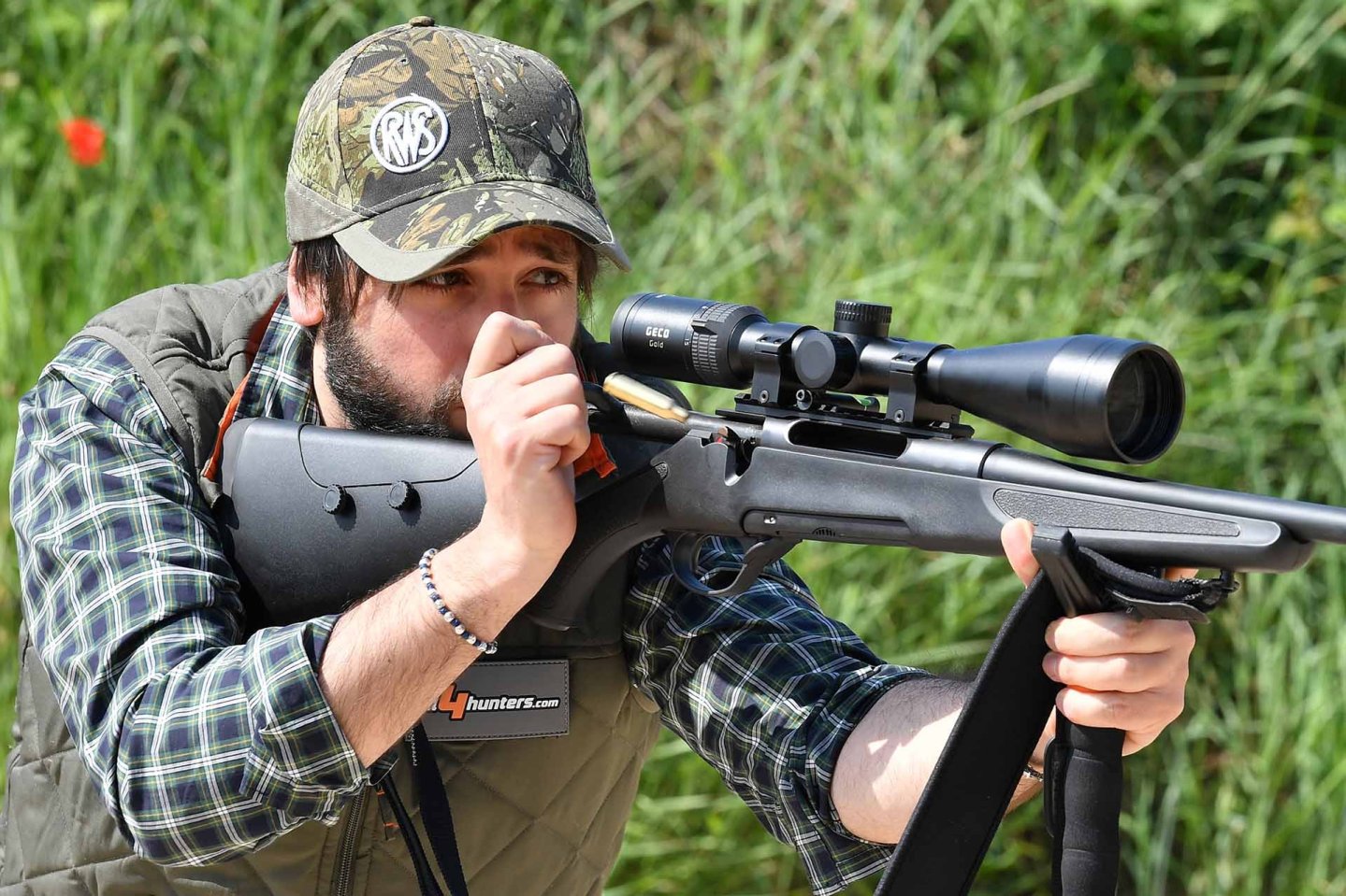 Carabina bolt action Haenel Jaeger 10 al tiro