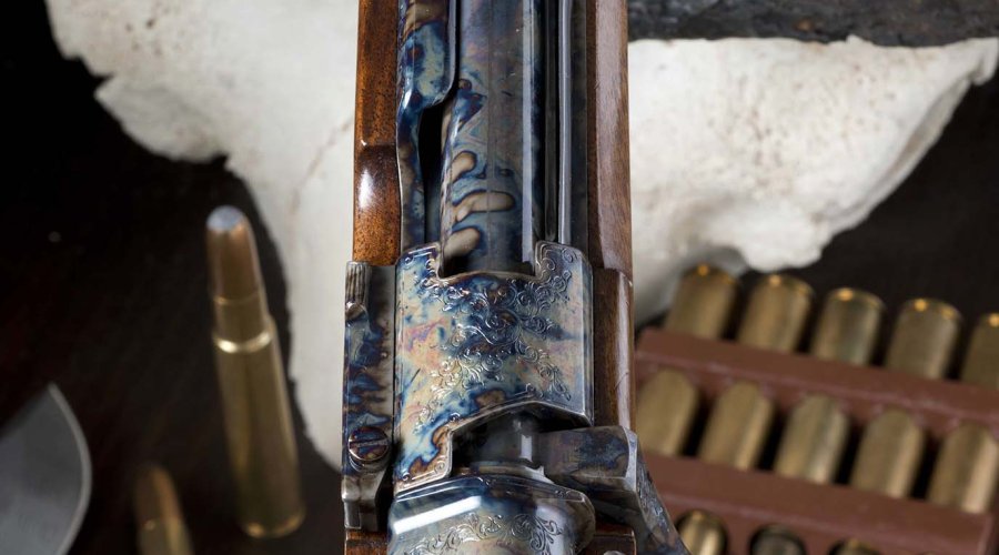 Incisione con aquila sulla carabina D.B.G. Classic .416 Rigby