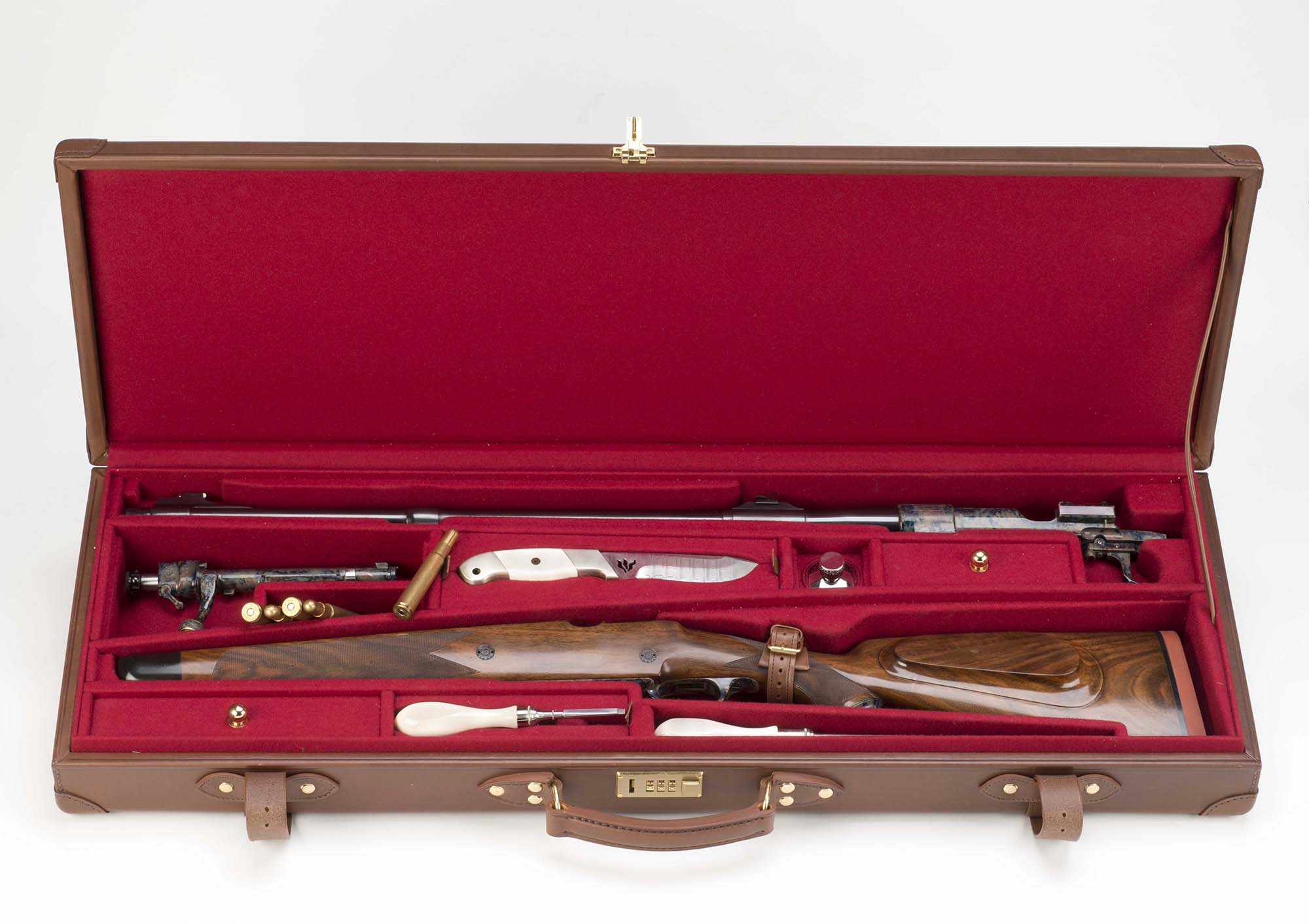 La carabina D.B.G. Classic smontata nella sua valigia