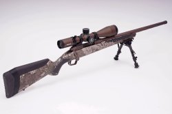 Evoluzione della specie: Savage 110 High Country in calibro 6,5mm Creedmoor Savage 110 High Country con bipiede e ottica Bushnell
