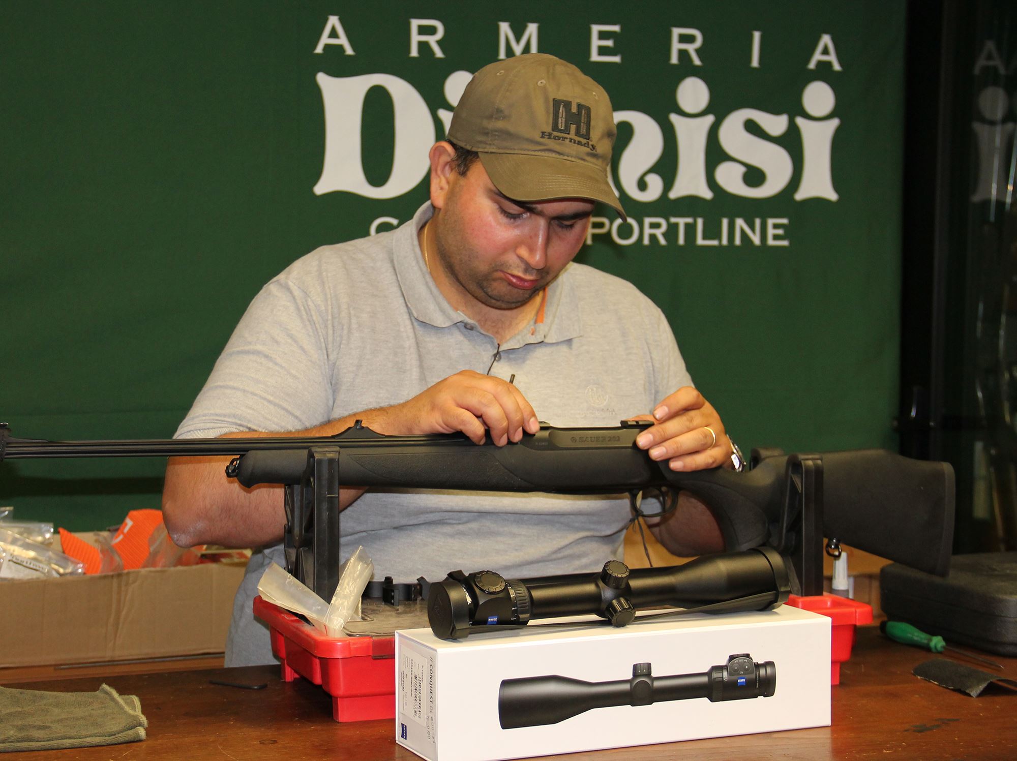 armeria-dionisi: Armeria Dionisi: assemblaggio e taratura di un'ottica da caccia