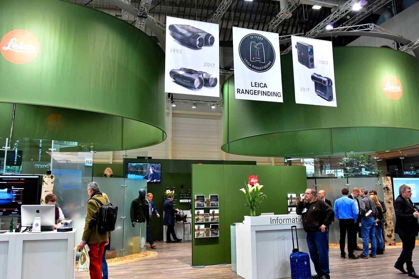 Leica novità 2017 Stand Leica a IWA 2017