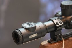 Adinolfi, disponibile il nuovo cannocchiale digitale Pulsar Digex  Dettaglio del cannocchiale Pulsar Digex