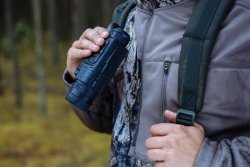 Monoculari termici Pulsar Quantum Lite XQV Cacciatore con monoculare termicoPulsar Quantum Lite XQV in uso