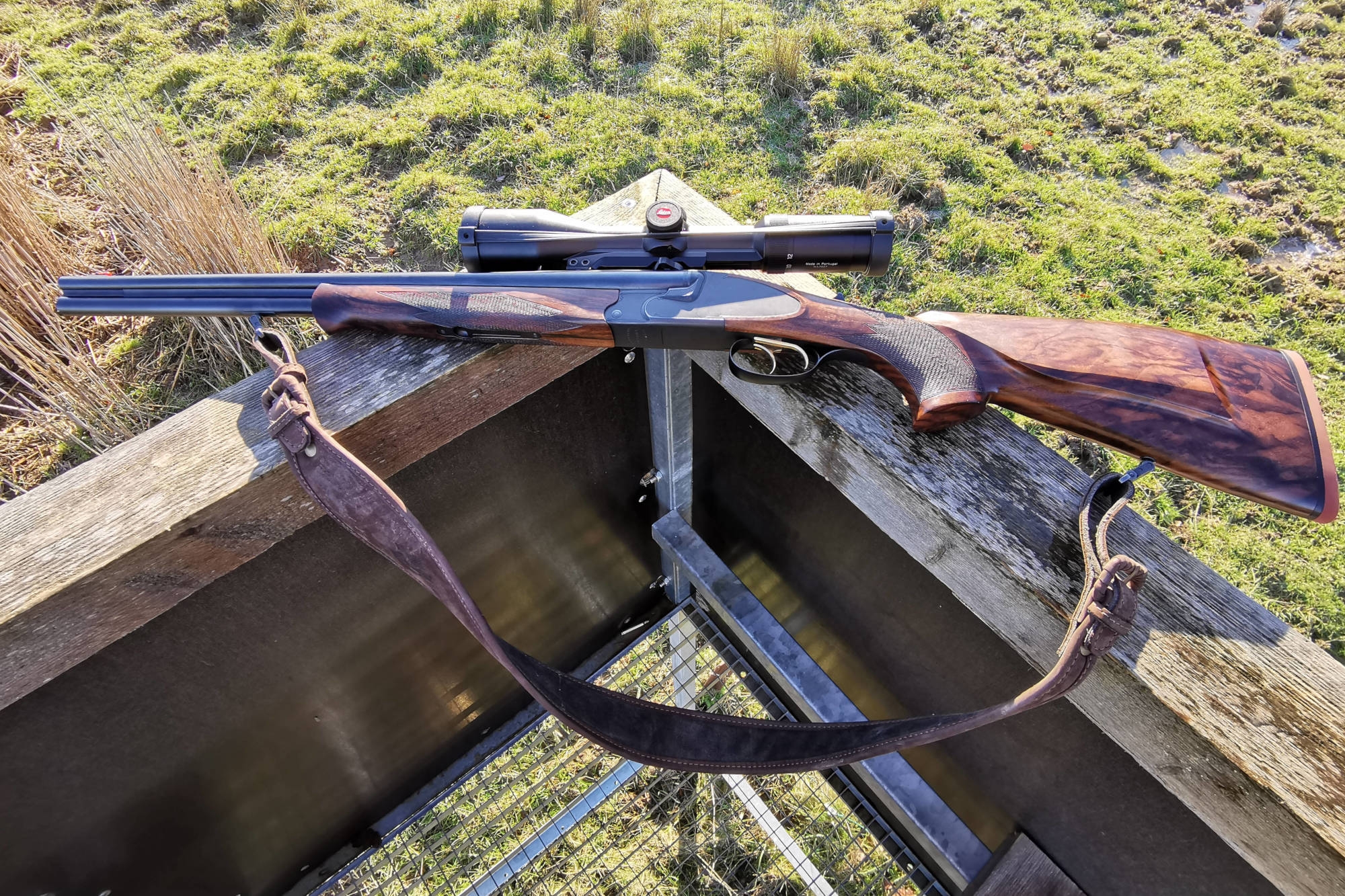 krieghoff: Caccia in battuta ”premium” in Borgogna – Il drilling combinato Krieghoff contro la carabina straight-pull Merkel krieghoff: Caccia in battuta ”premium” in Borgogna – Il drilling combinato Krieghoff contro la carabina straight-pull Merkel