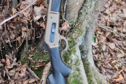 Caccia al cinghiale con carabina Pedersoli Mark II Bascula della carabina Pedersoli Mark II