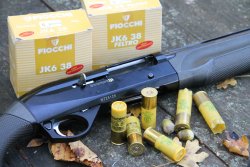 Caccia ai colombacci dal palco Caccia ai colombacci dal palco