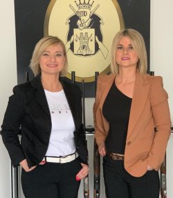 Fausti apre le sue porte, nuove possibilità per cacciatori e tiratori Giovanna e Barbara Fausti