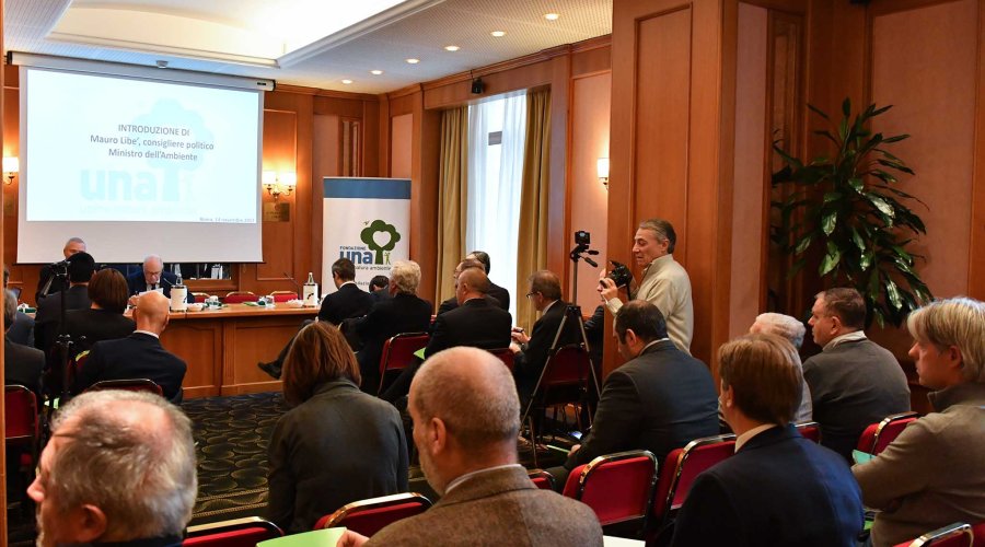 Il cacciatore, paladino dell’ambiente Un momento del convegno La gestione del patrimonio vivi-faunistico in Italia