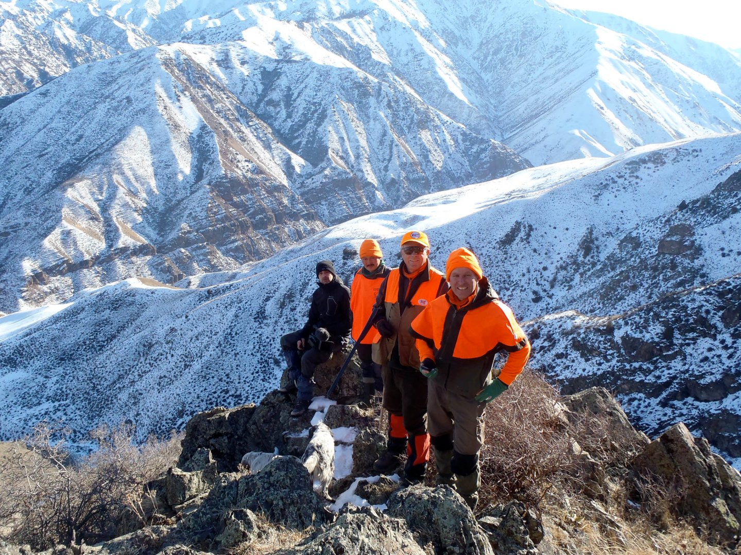 Caccia all'estero - Lugaresi 