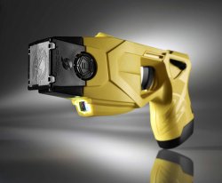 Il TASER: ma cos'è? Axon Taser X26P
