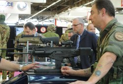 Beretta ARX-160 A3 con Intelligent Rail System Beretta ARX-160 A3 con Intelligent Rail System
