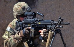 La M249 SAW non andrà in congedo: U.S. Army rinnova il contratto con la FN America M249 SAW