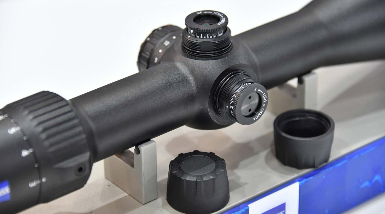 Torrette del cannocchiale Zeiss Conquest V4 6-24x50