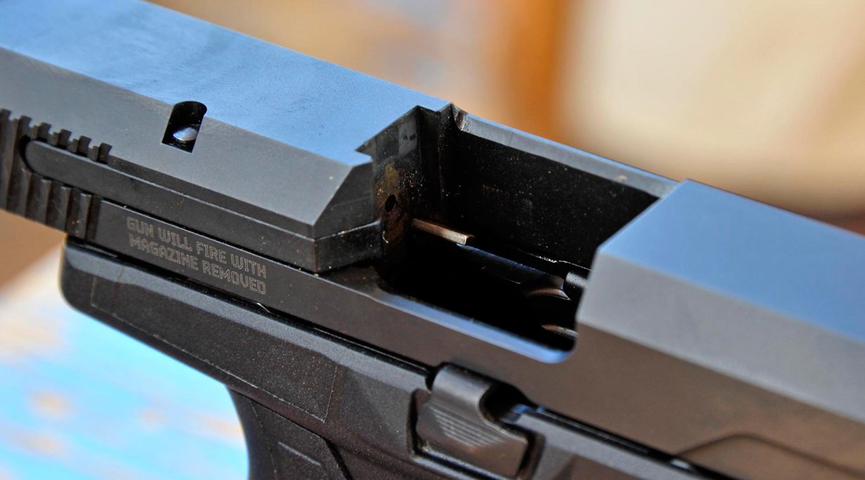 Ruger American Pistol - espulsore
