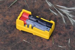 Taser 7, l’evoluzione della difesa non letale per i professionisti della sicurezza Clip per il trasporto del Taser 7