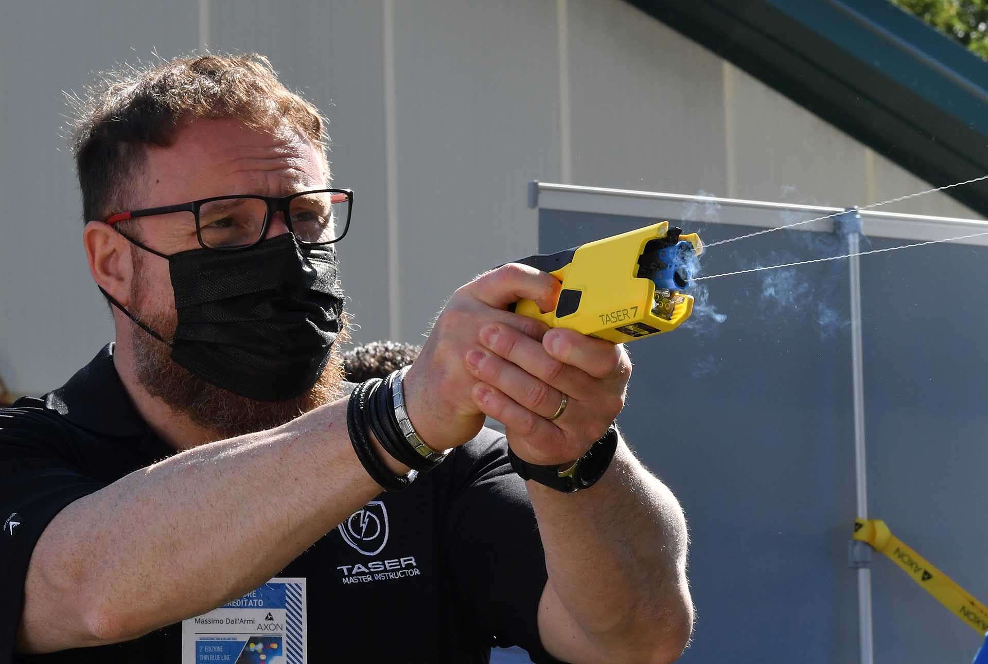 accessori: Taser 7, l’evoluzione della difesa Less Lethal per i professionisti della sicurezza