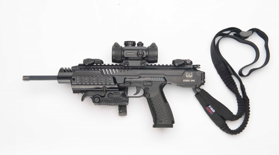 La Arsenal Firearms offre il sistema di conversione in carabina LRC-2 per la pistola semi-automatica AF-1 "Strike One"