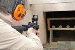 Test: Odin, uno chassis universale per pistola dalla tedesca Donaustahl Donaustahl Odin al poligono di tiro