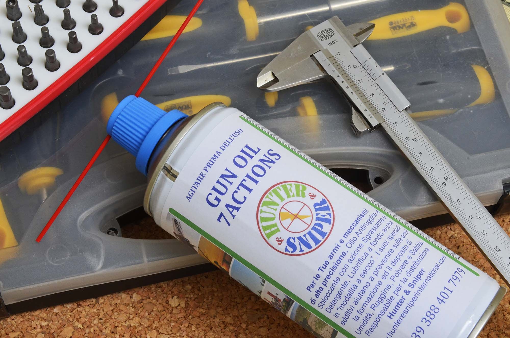 accessori: Hunter & Sniper Gun Oil 7 Actions, per la manutenzione e la protezione di armi lunghe e corte